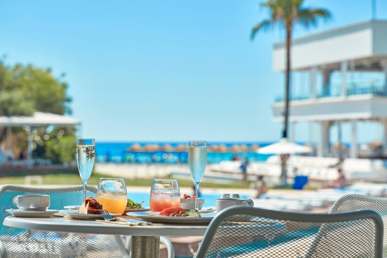 So White Beach Resort アヤナパ エクステリア 写真