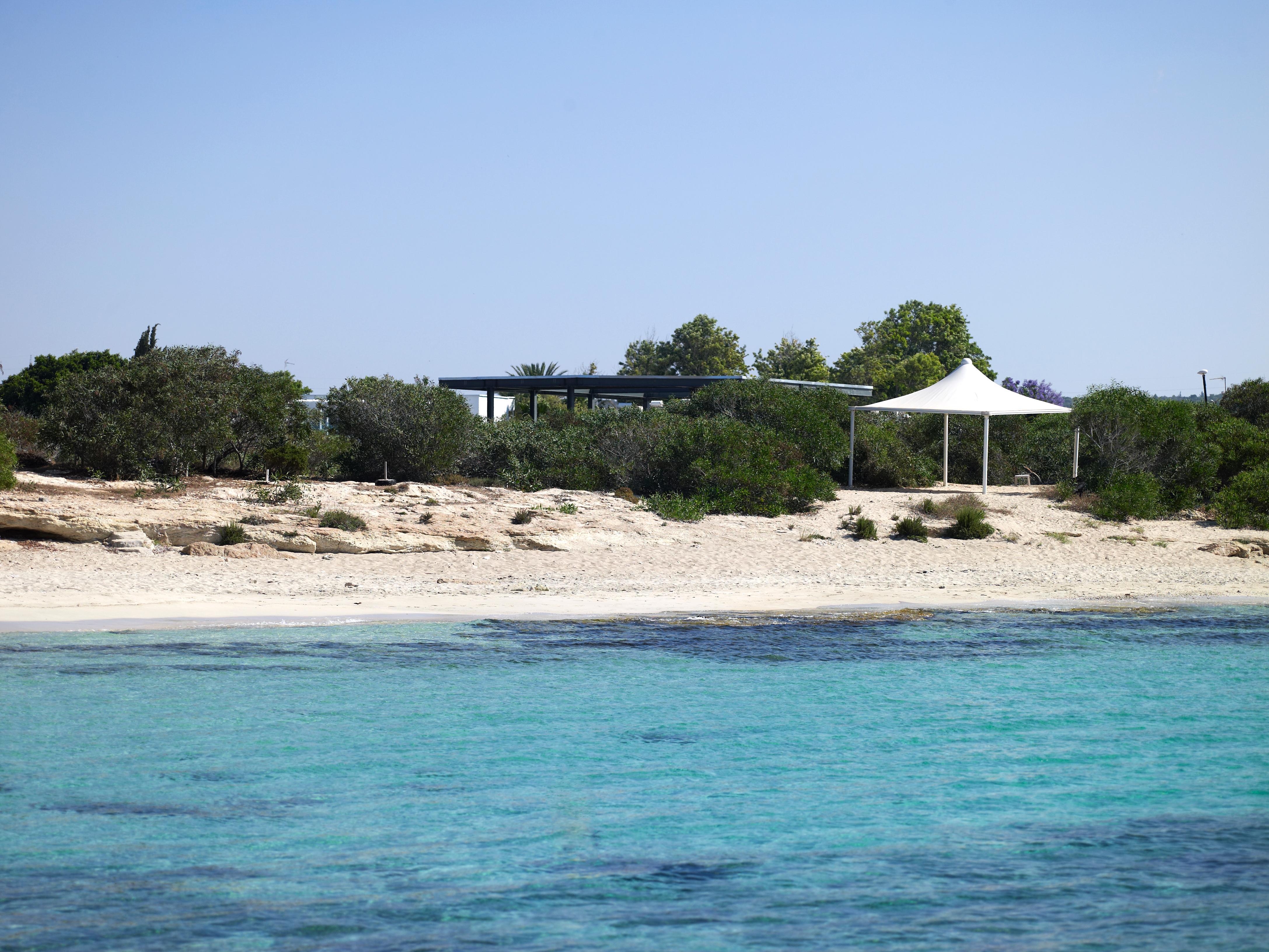 So White Beach Resort アヤナパ エクステリア 写真